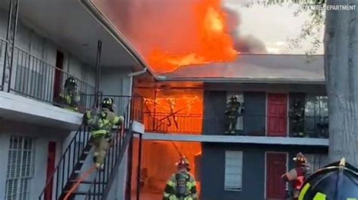 
14 people displaces by apartment fire in Aslip 