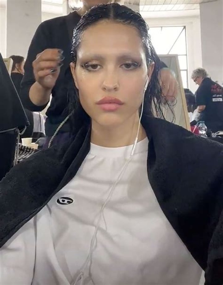 
Amelia Hamlin Shaves Off Her Eyebrows for ‘Interview’ Magazine Shoot: ‘I Felt Them Go’ 