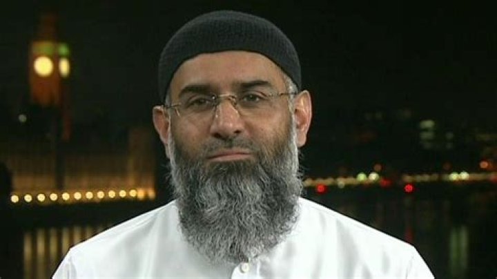 
Anjem Choudary Arrest: How Did He Do? UK Islamist Preacher Charges Details 