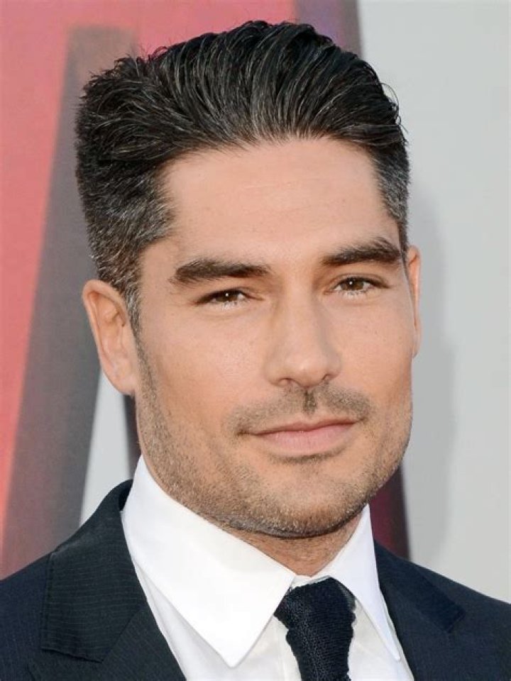 D.J. Cotrona Height, Weight, Net Worth, Age, Birthday, Wikipedia, Who, Nationality, Biography