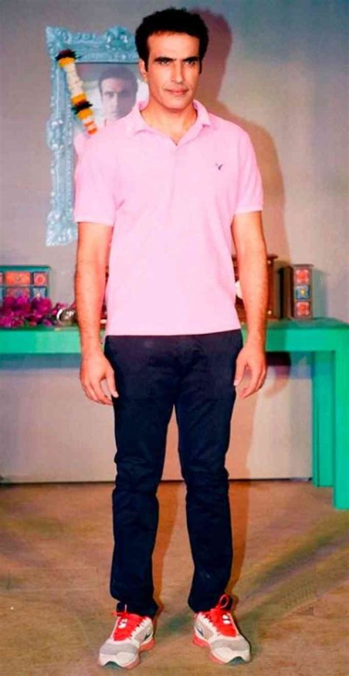 Dheeraj Sarna Height, Weight, Net Worth, Age, Birthday, Wikipedia, Who, Instagram, Biography