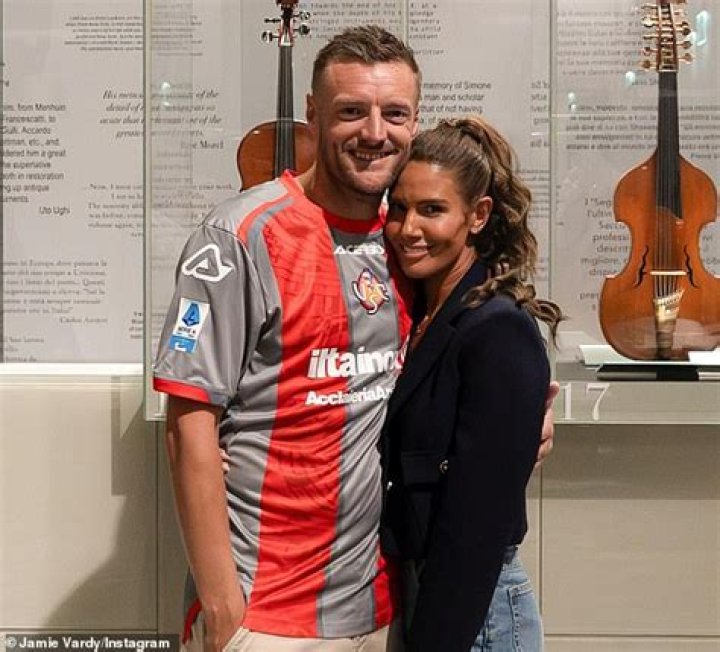 
Fans Believe A British Journalist Emma Vardy Is Related To English Footballer Jamie Vardy 