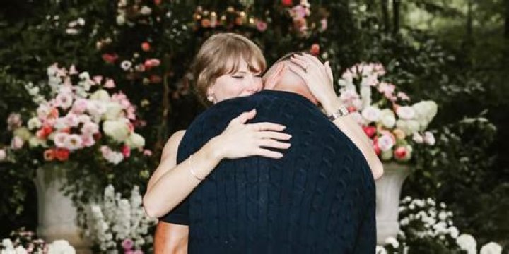 
Is Greg Locke Suffering From Autism? Divorce With His First Wife Melissa Locke 
