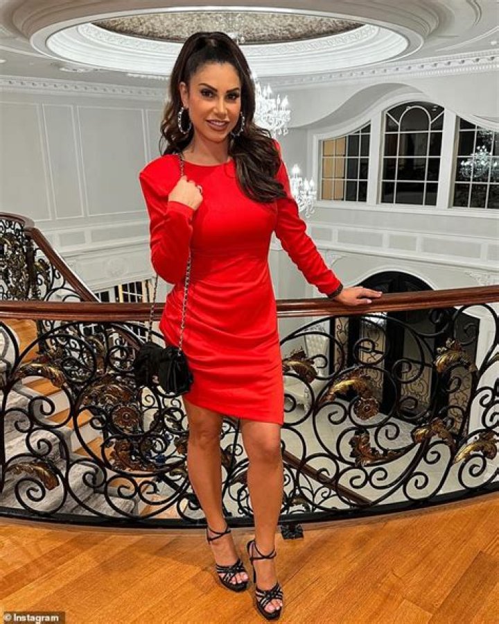 Jennifer Aydin Height, Weight, Net Worth, Age, Birthday, Wikipedia, Who, Nationality, Biography