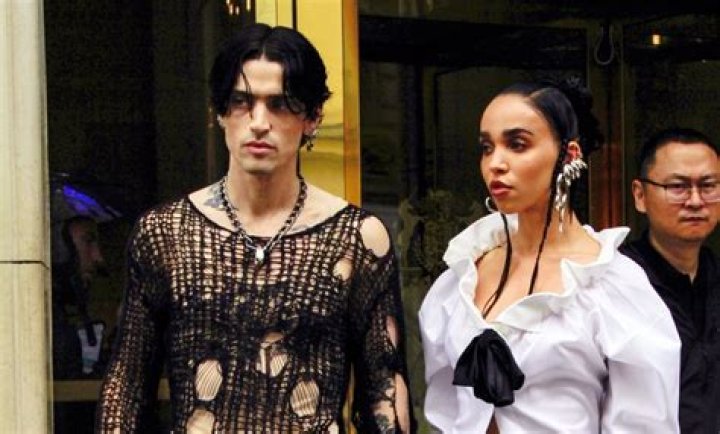 
Jordan Hemingway, FKA Twigs Boyfriend: Reveals on Instagram 