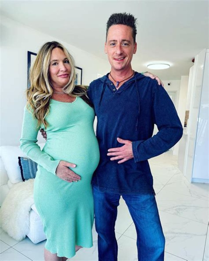 
Jules Robinson Pregnant? Who is Jules Robinson? 