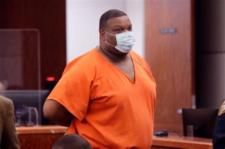 
Orson Charles Arrested In Ybor City- Former NFL Tight End Facing Gun Charges And Assault On Officer 