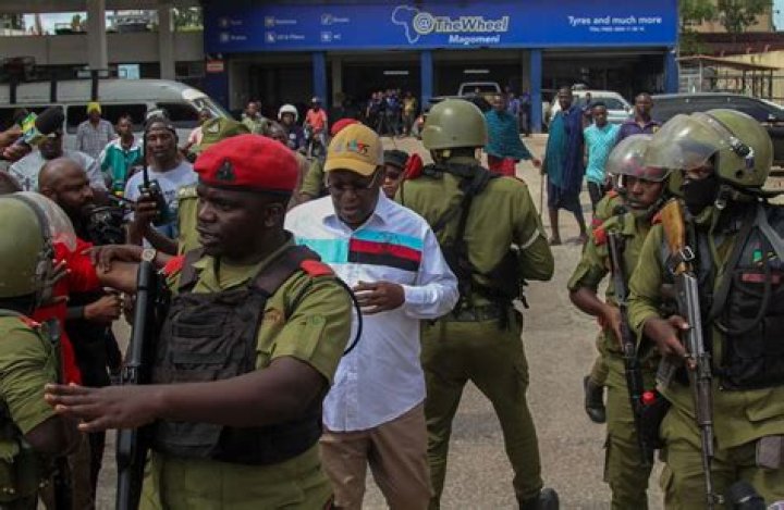 
‘Serves Him Right’ – Reactions As Kizz Daniel Is Arrested In Tanzania For Failing To Perform At His Concert 