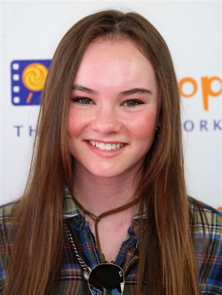 Shelley Carroll Height, Weight, Net Worth, Age, Birthday, Wikipedia, Who, Instagram, Biography