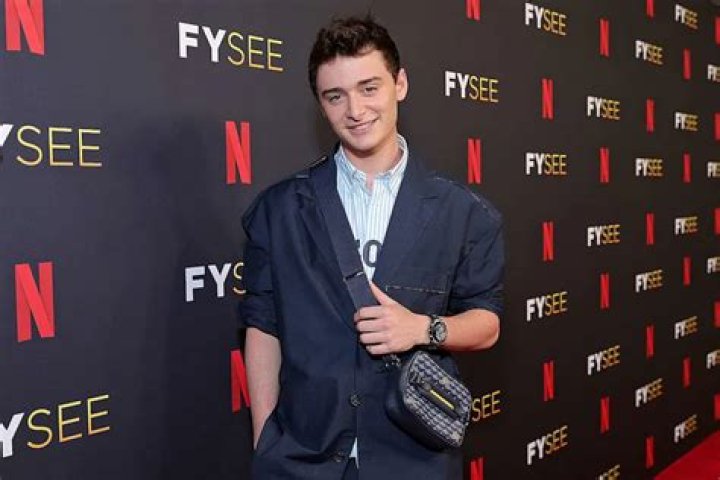 
‘Stranger Things’ ‘ Noah Schnapp Comes Out as Gay After ‘Being Scared in the Closet for 18 Years’ 