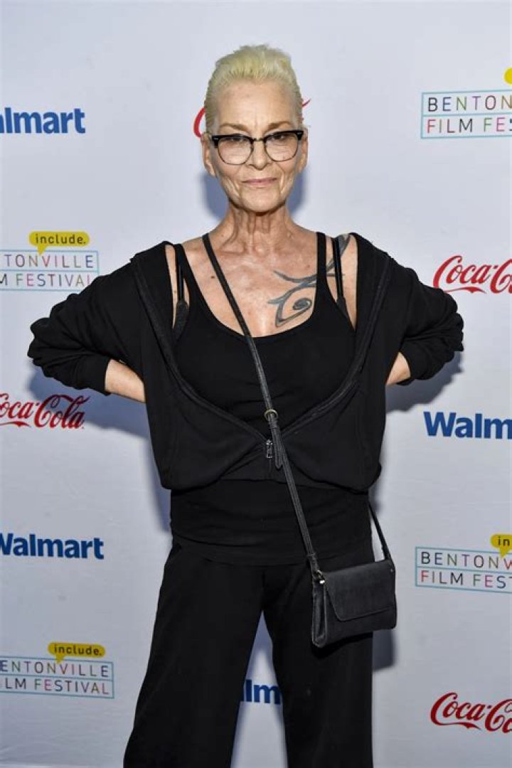 
Susan Powter Defines Herself As A “Radical feminist lesbian lady” And Identifies As A Lesbian 