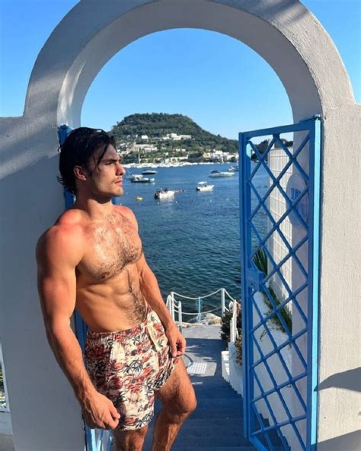 
Tyler Schrage Height, Weight, Net Worth, Age, Wiki, Who, Instagram, Biography 