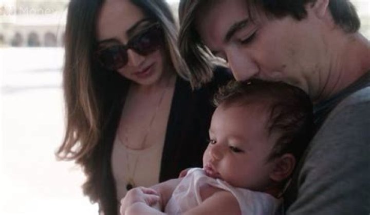 Vlad Tenev is Married to Wife: Celina Tenev. Kids.