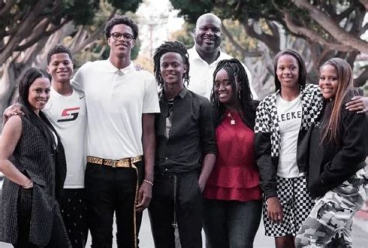 
Who are Shaquille O’Neal’s children, Shareef, Shaqir, Myles B, Me’arah, Amirah and Taahirah? 