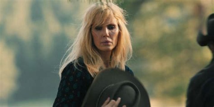 
Who Is Beth Dillon On Hulu ‘Pistol’? The Actress Plays Siouxsie Sioux In The Biographical Drama 