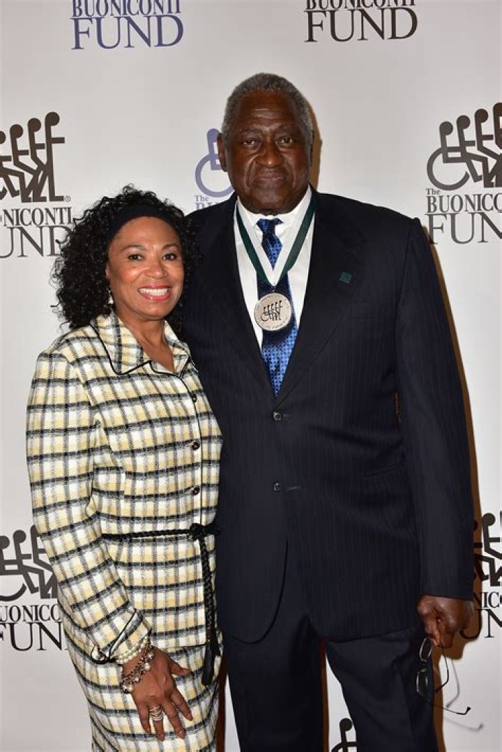 
Who is Geraldine Marie Oliver, Willis Reed’s first wife? 