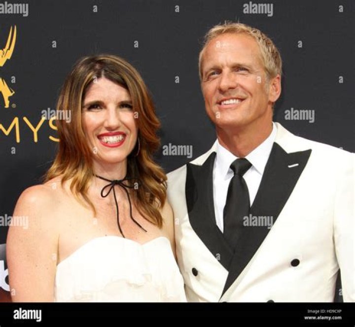 
Who Is Patrick Fabian’s Wife, Mandy Fabian? All We Know About His Love Life 