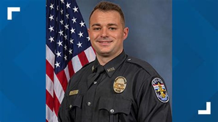 Who Plays Deputy Miller On Chicago Pd? How Old is Deputy Miller On Chicago Pd?